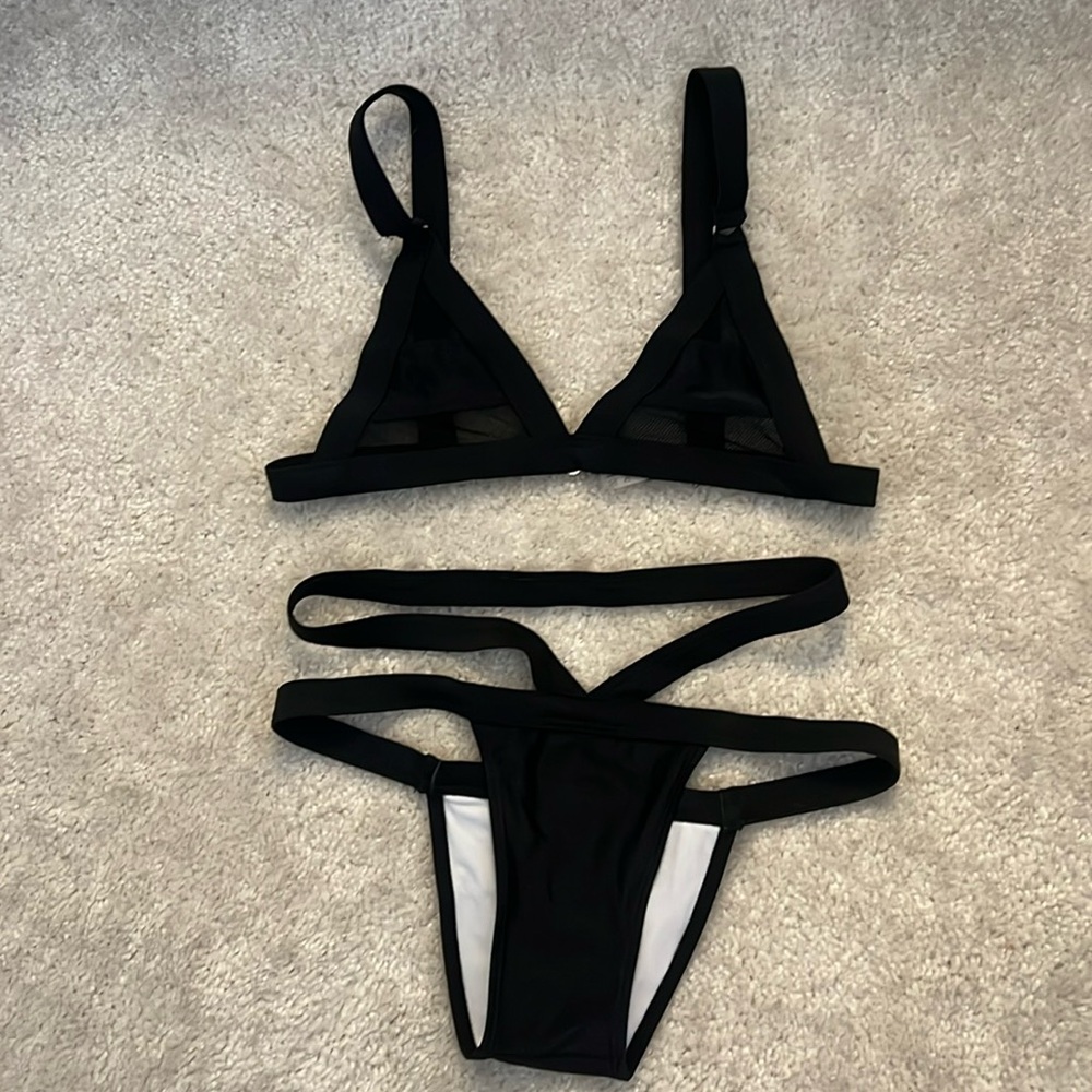 Very sexy black two piece swimsuit from ZAFUL - size small